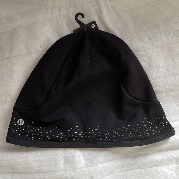 Lululemon Cold Terrain Run Beanie - Picture 2 of 6